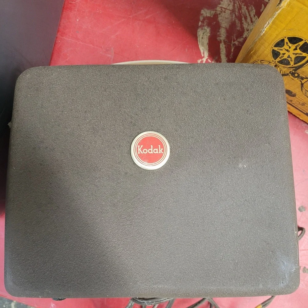 Vintage 1950's Kodak Brownie 300 Movie Projector 8mm - Retro‎ Home Decor / Prop